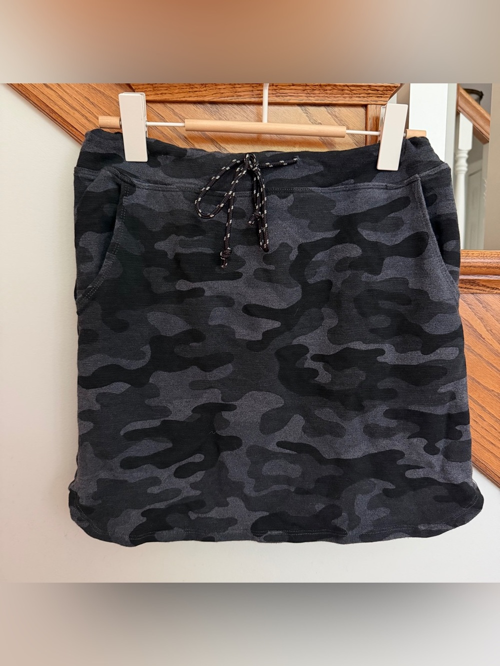 Sundry Black & Gray Camo Drawstring Skirt